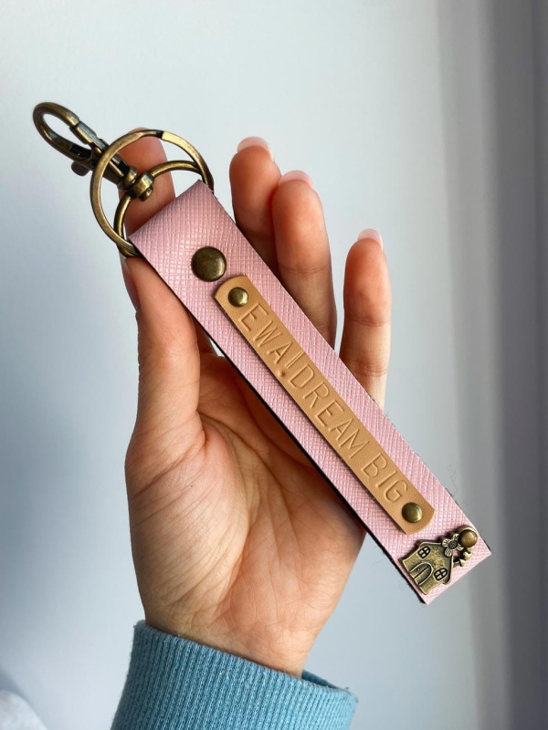 personalizowany brelok, brelok z napisem, brelok z imieniem