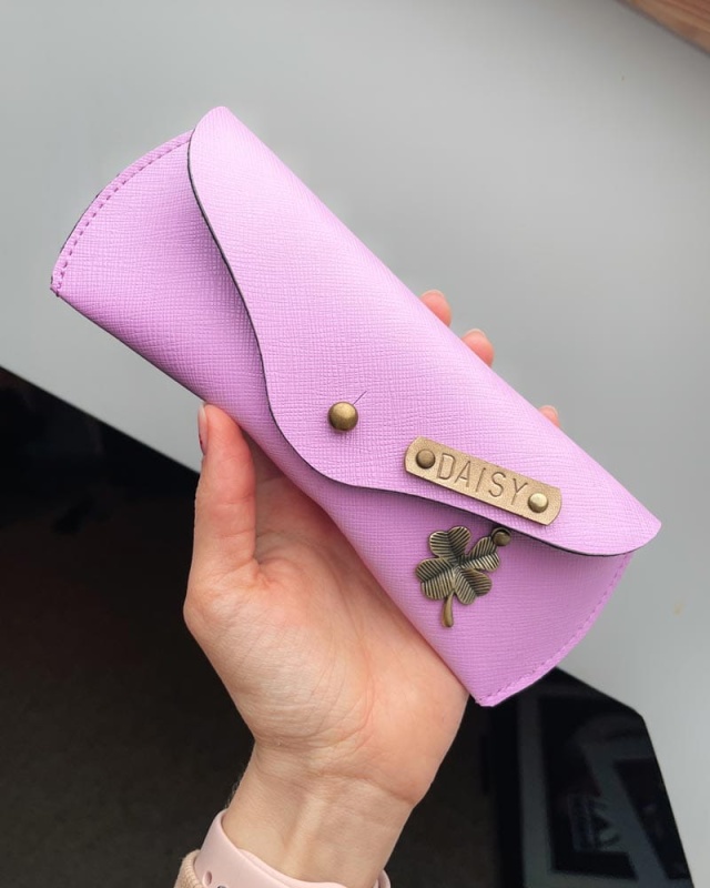 personalizowane etui na okulary przeciwsłoneczne