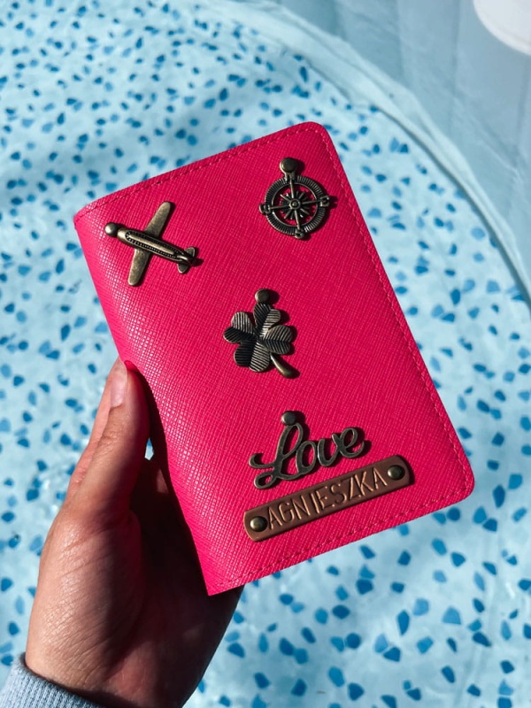 personalizowane etui na paszport, personalizowany pokrowiec na paszport