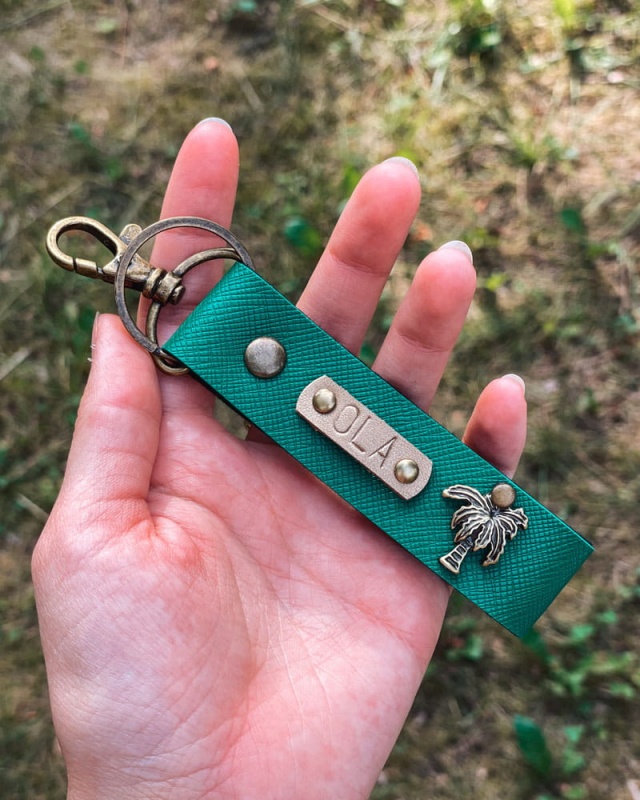 brelok zielony personalizowny z imieniem