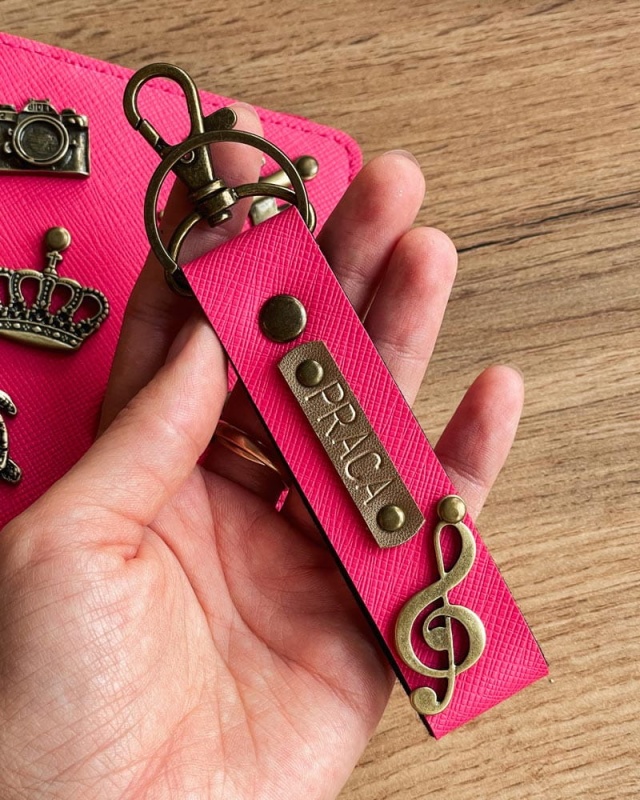 brelok z grawerem napisem personalizowany