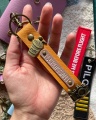 personalizowany brelok  z własnym napisem imieniem do kluczy dla niej