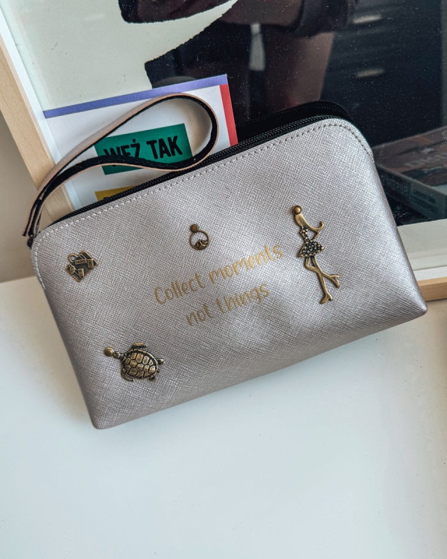 personalizowana kosmetyczka kopertówka torebka z napisem imieniem