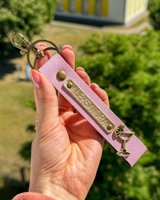 personalizowany brelok, brelok z napisem, brelok z imieniem