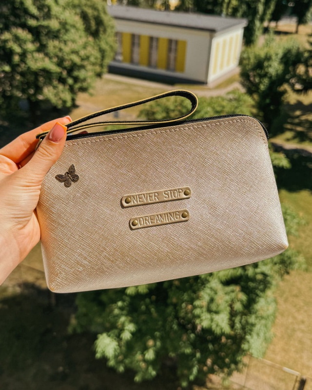 kosmetyczka torebka personalizowana złota z imieniem