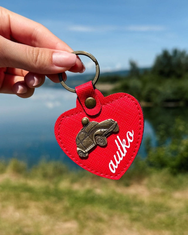 personalizowany brelok z imieniem serce dla kierowcy