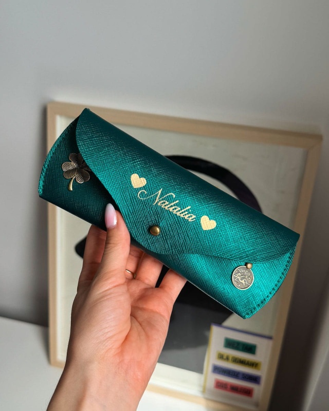 etui na okulary personalizowane z napisem