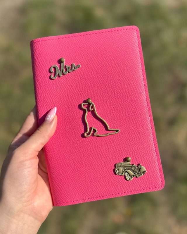 Personalizowane etui na paszport i książeczkę weterynaryjną  dla psa, kota