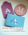 Personalizowane etui na dowód osobisty - grafika Capital Letter