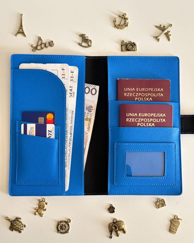 organizer na 2 paszporty dla pary dla niej portfel na bilety i dokumenty etui na paszport